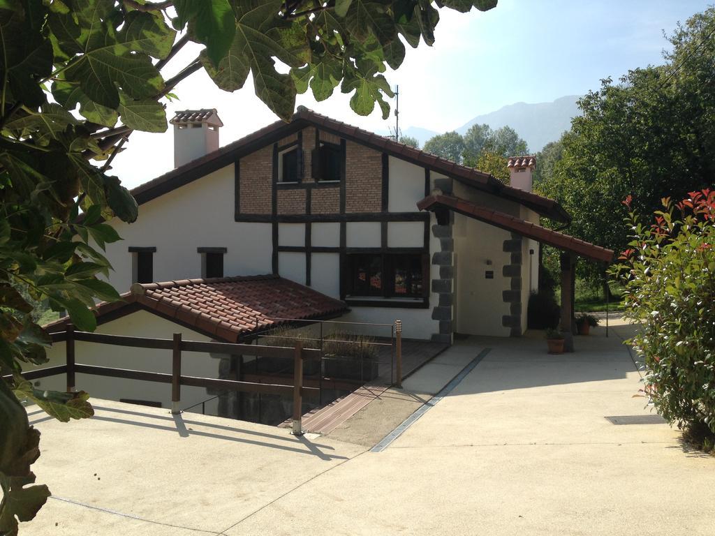 Azcárate Casa Rural Balerdiゲストハウス エクステリア 写真