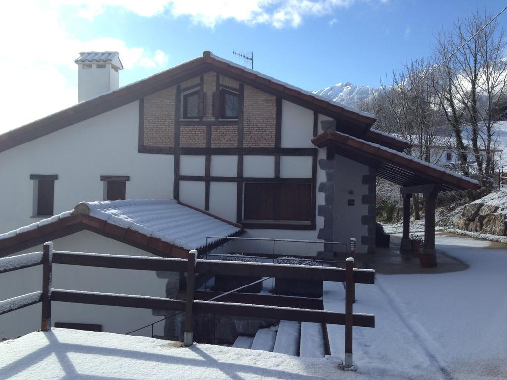Azcárate Casa Rural Balerdiゲストハウス エクステリア 写真
