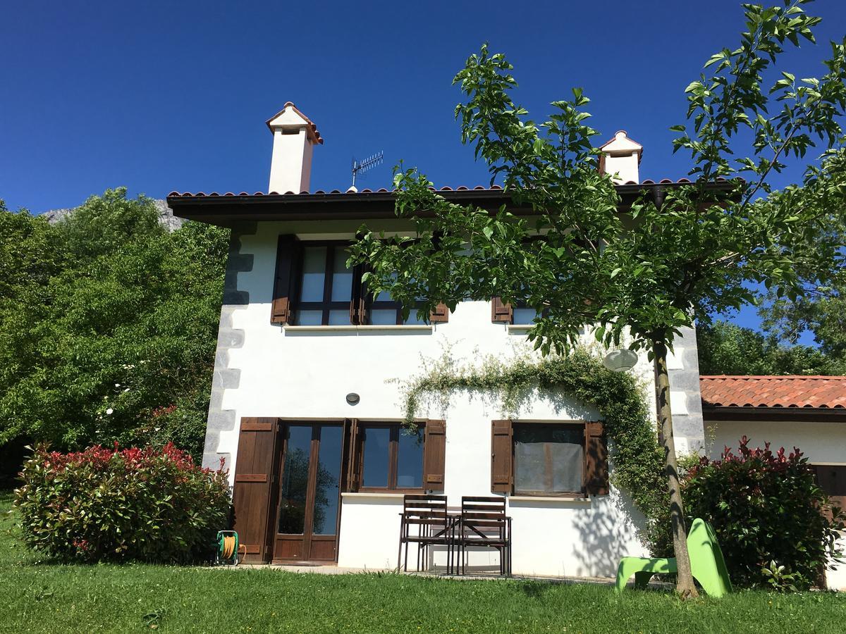 Azcárate Casa Rural Balerdiゲストハウス エクステリア 写真